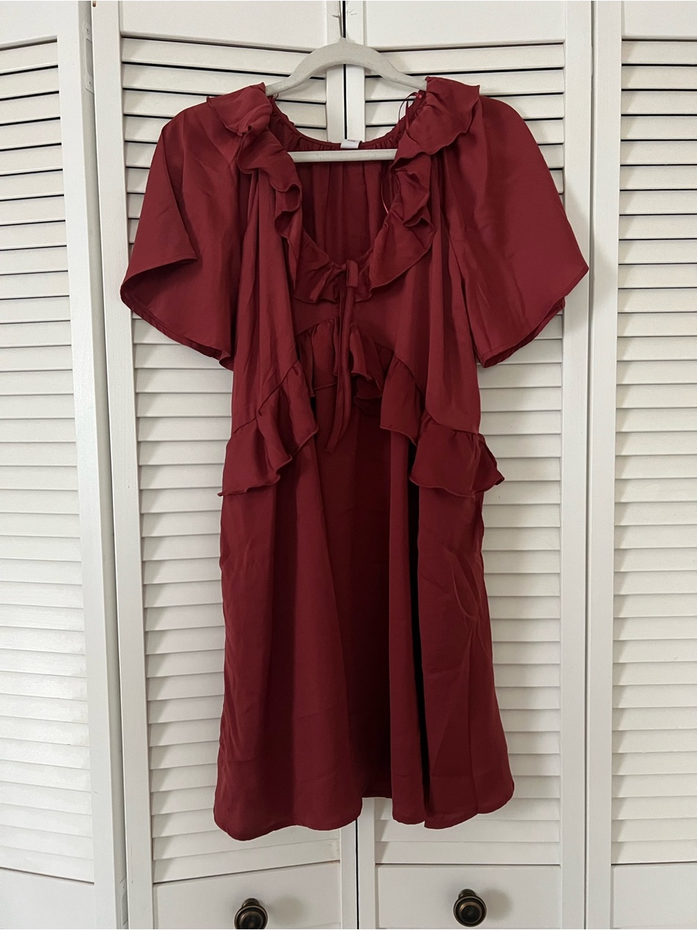 NWT Old Navy Ruffle Mini Dress in Burgundy